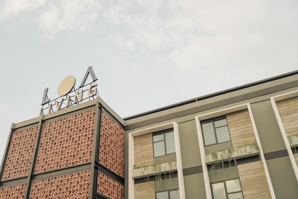 LOA Living Solo Baru 3 estrelas em Sukoharjo