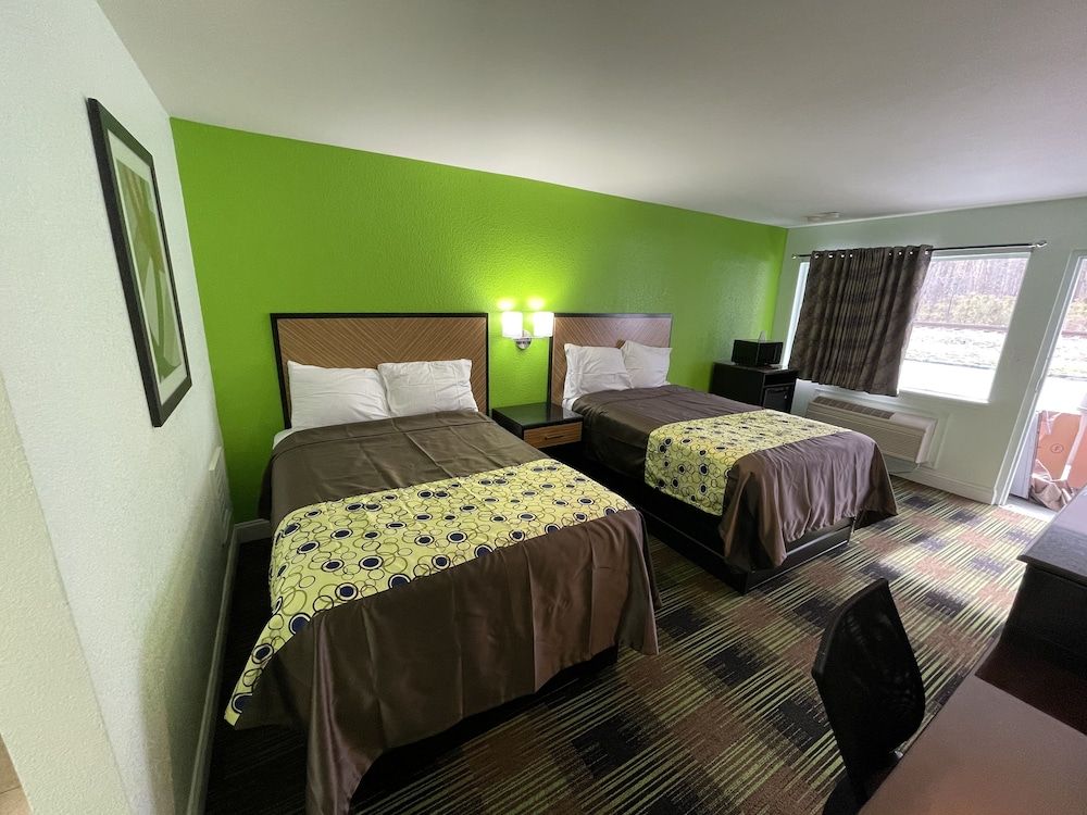 Bowers Hill Inn 2