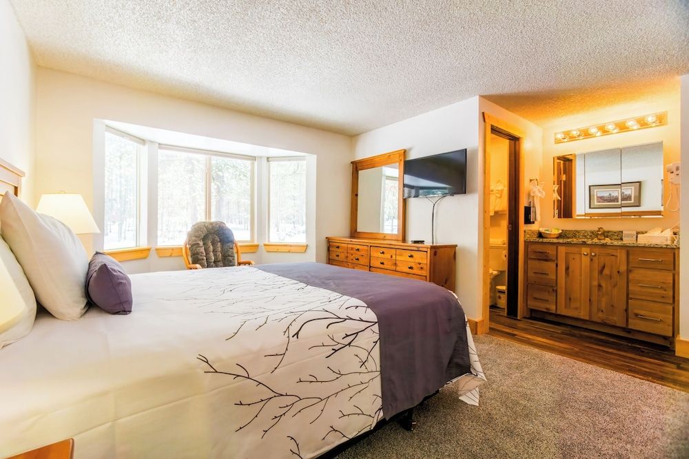 Timbers at Island Park Village Resort 3