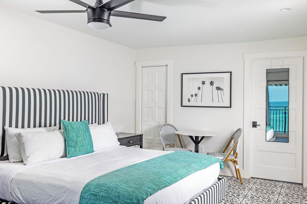 Tropic Isle at Anna Maria Island Inn 2