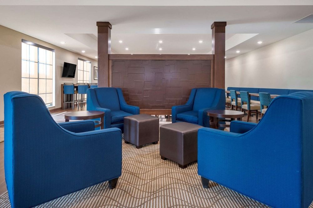 Comfort Inn & Suites Mankato 2