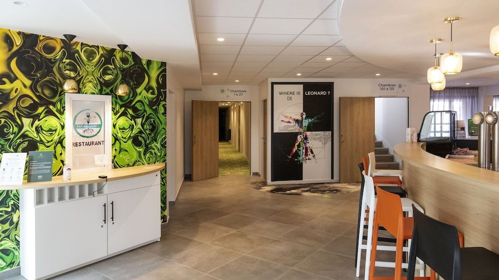 ibis Styles FougÔøΩres 2
