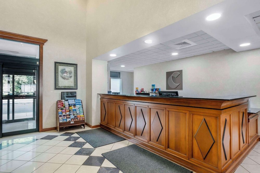 Comfort Inn & Suites Voorhees/Mt. Laurel 2