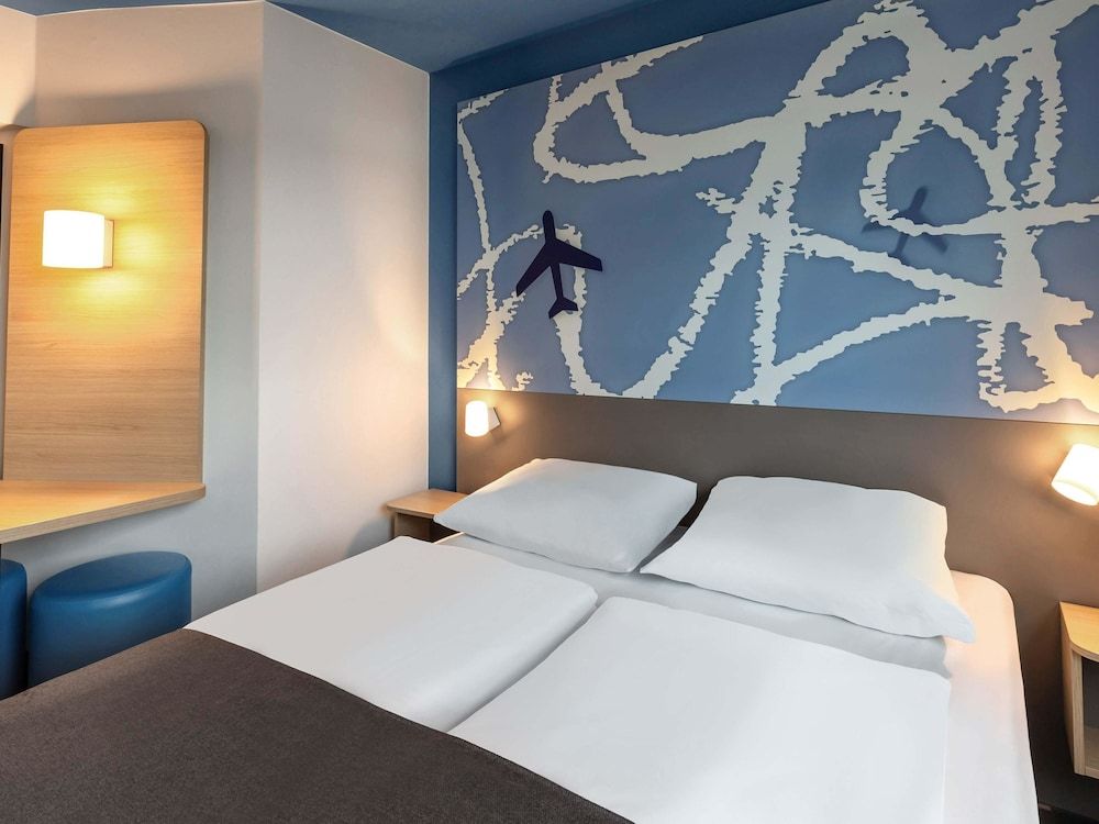 B&B Hotel Frankfurt-Hahn Airport -1 estrelas em Lautzenhausen