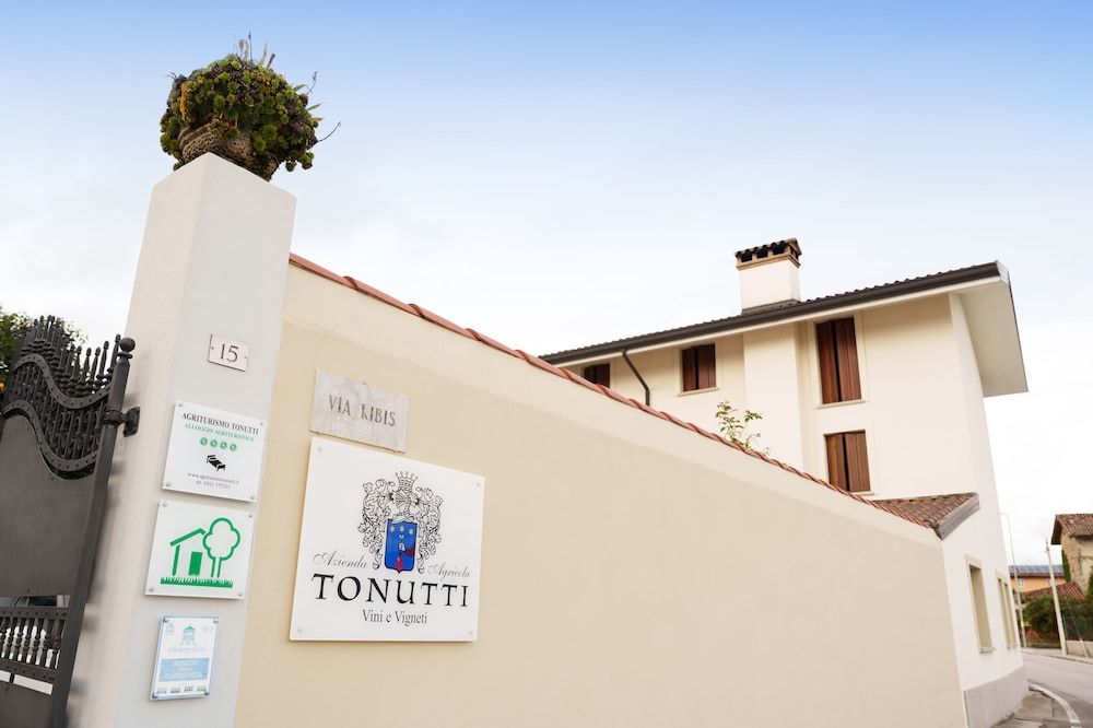 Agriturismo Tonutti -1 estrelas em Tavagnacco