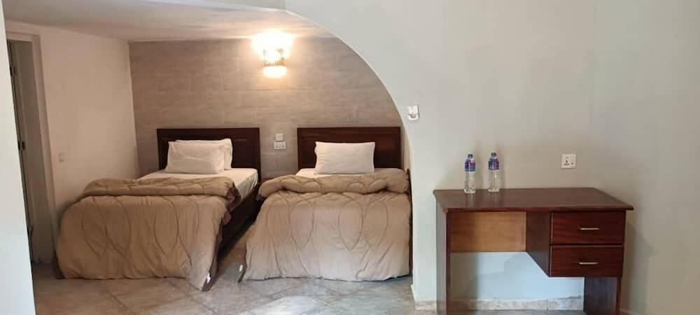 TROPIC GARDEN HOTEL 3