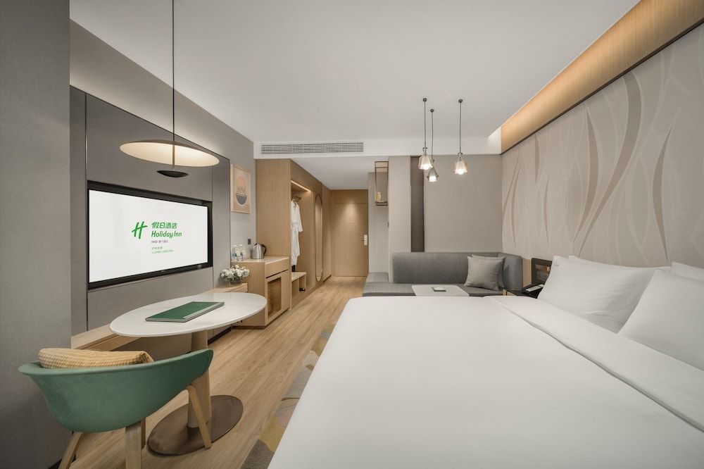 Holiday Inn Luzhou Longjian 3