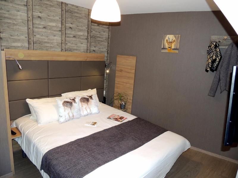 Logis Hôtel les Coudercous 3 étoiles à Saint-Chély-dʼAubrac