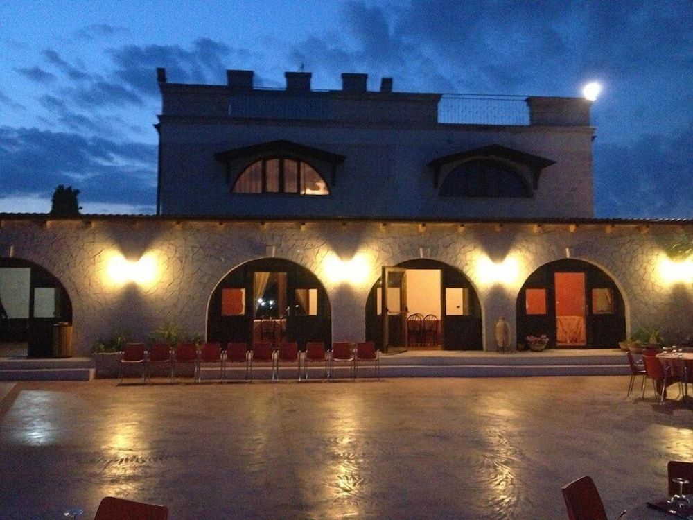 Villa Flora Baia degli Ulivi -1 estrelas em Santeramo in Colle