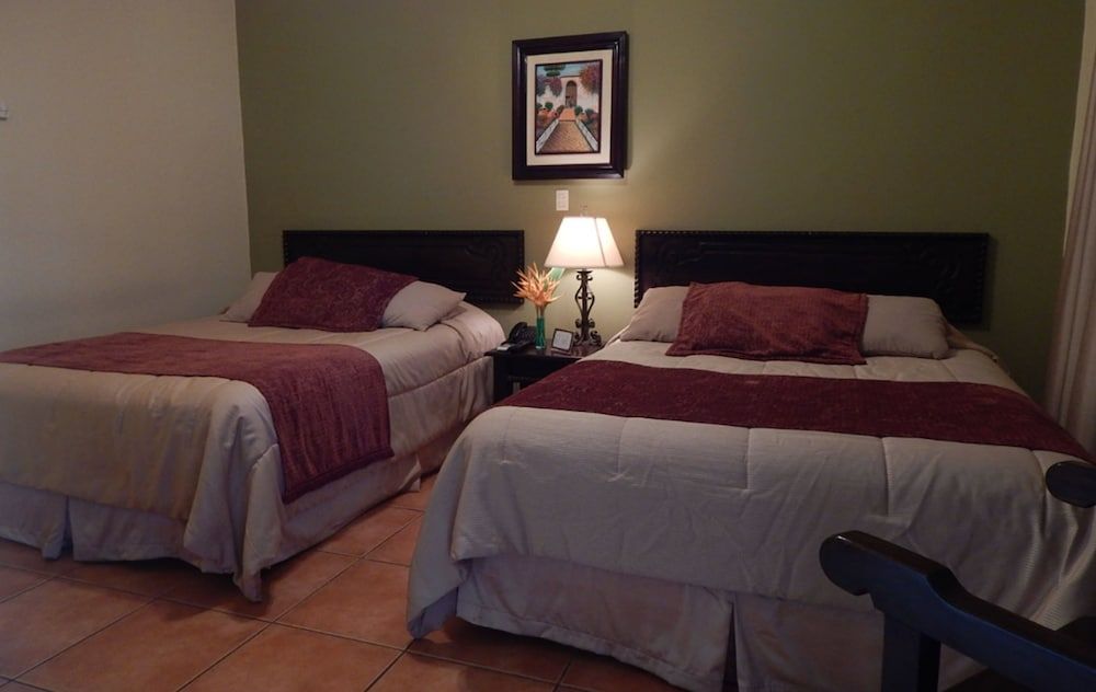 Hotel Hacienda Gualiqueme 2