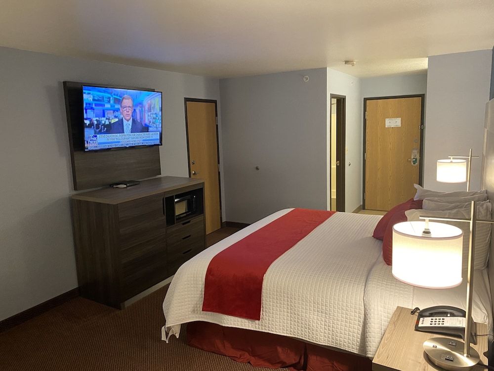 Garnett Hotel & RV Park 3