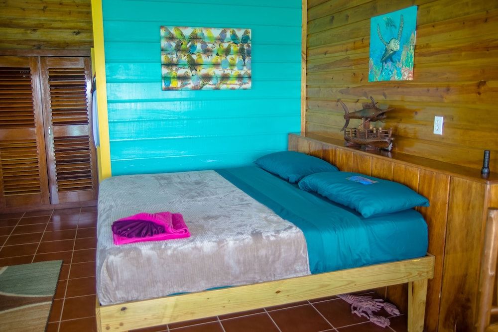 King Lewey's Island Resort 2