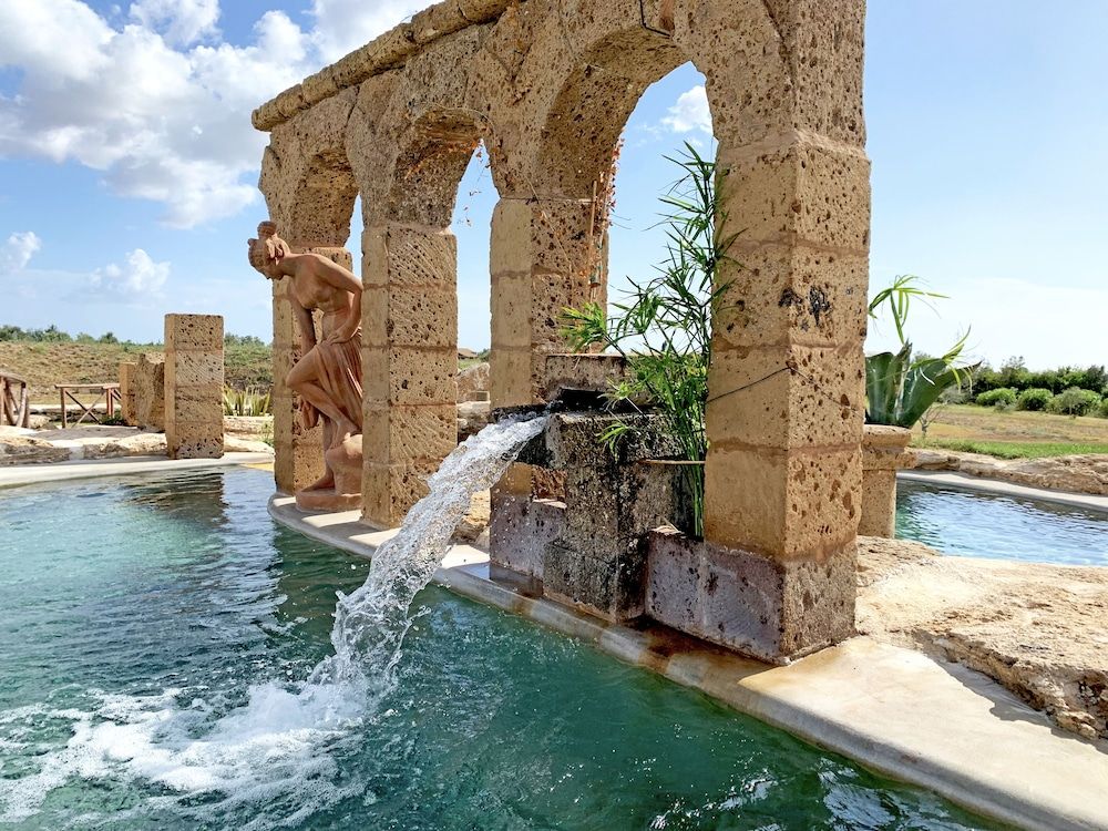 Resort Fonte Vulci -1 estrelas em Canino