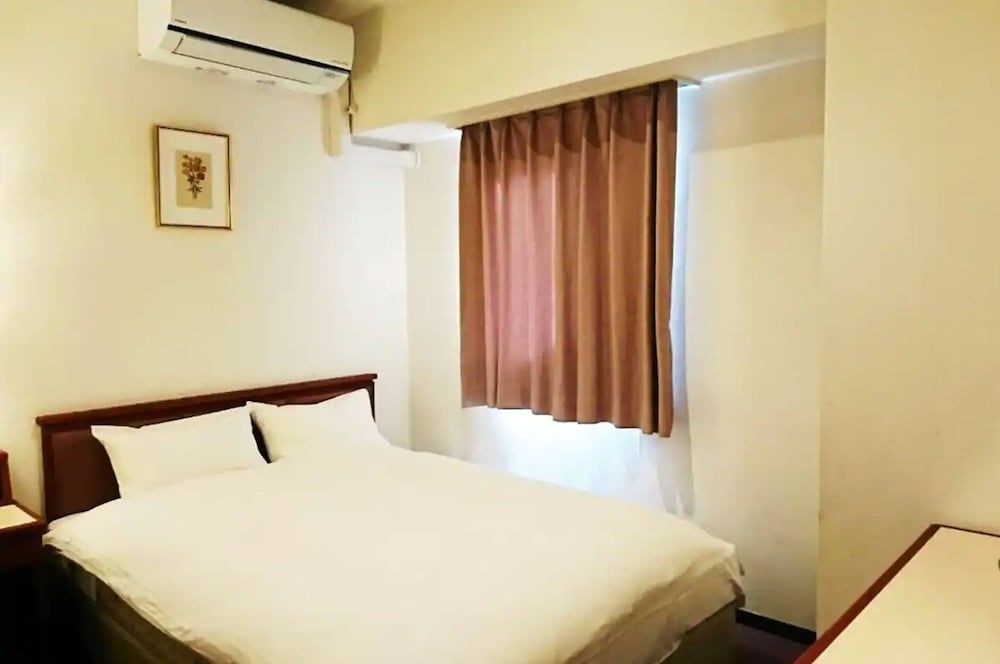 Smile Hotel Kitaasaka 2 estrelas em Asaka