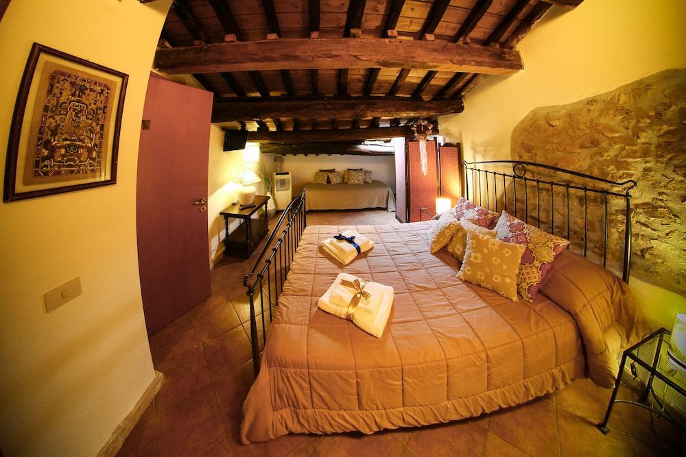 La Mora Exclusive a Moricone 3