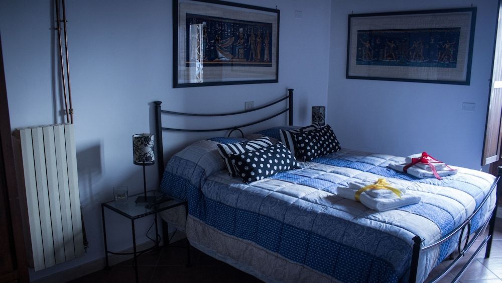 La Mora Exclusive a Moricone 2