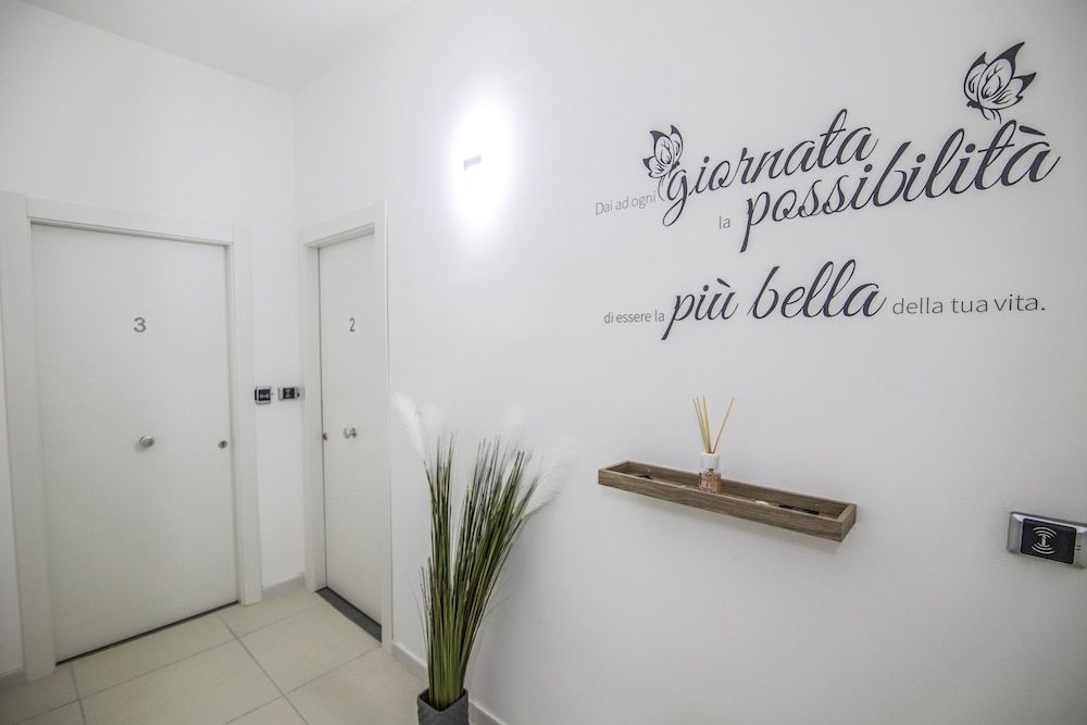 Piano Monaco -1 estrelas em Carini