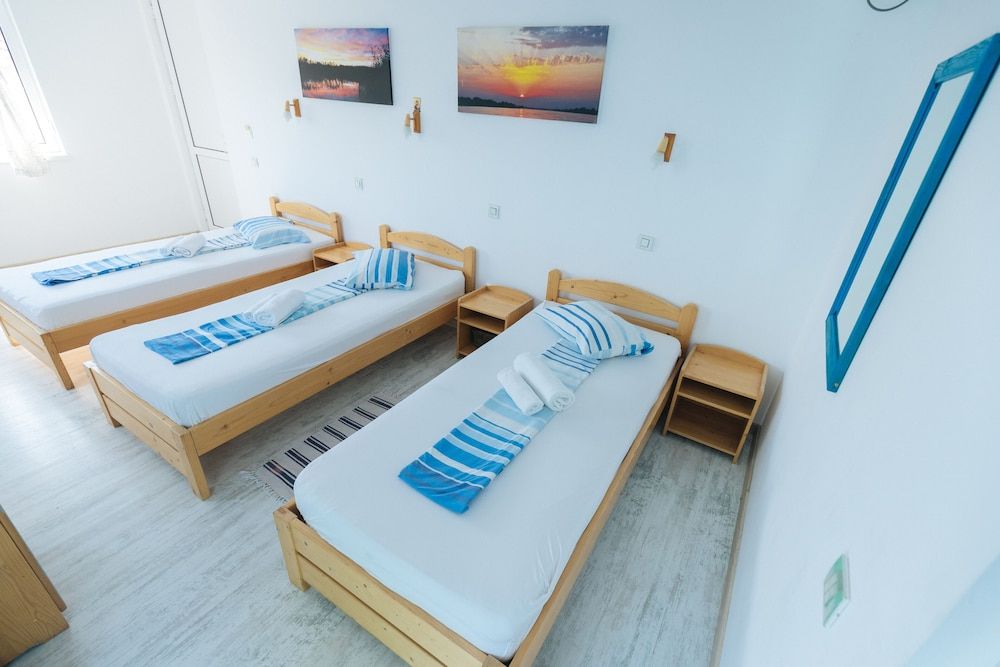 Pensiunea Sharaiman 3