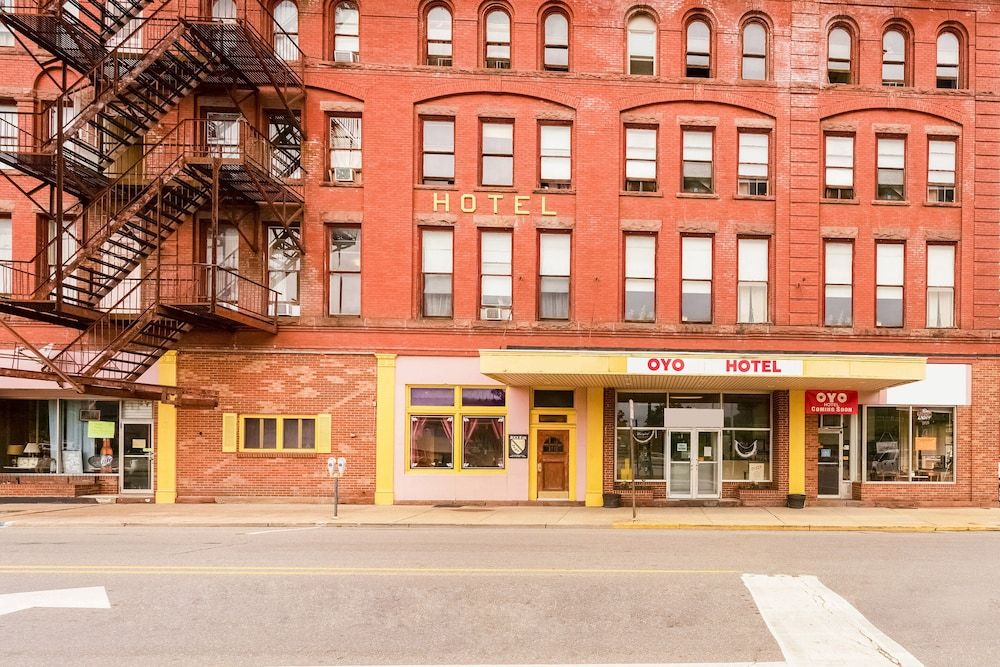 OYO Hotel Bradford Main St PA 2 estrelas em Bradford