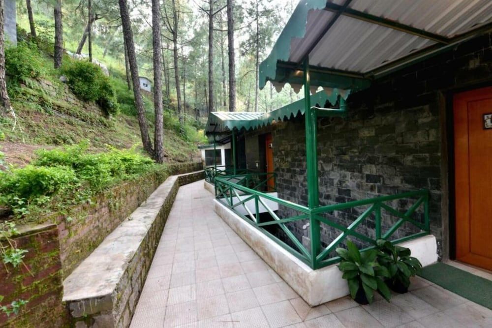 Kasauli Hills Resort 3