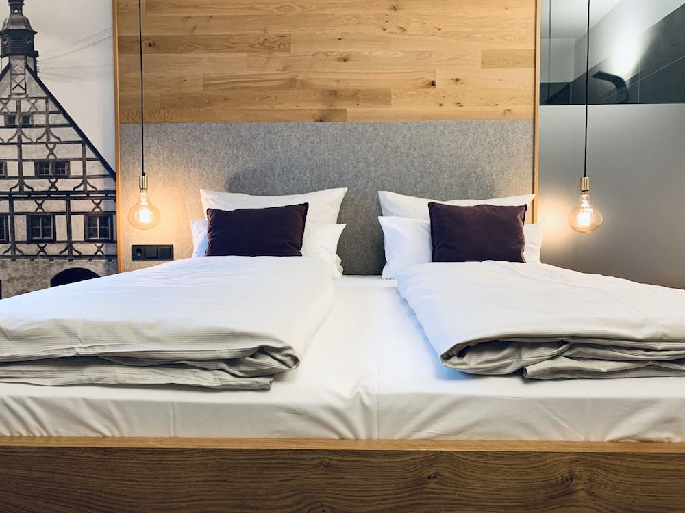 Stadthotel Kachelofen -1 estrelas em Krumbach