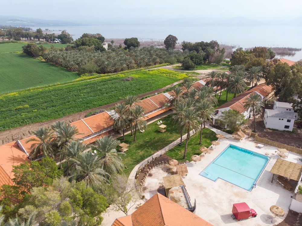 Selina Kinneret -1 estrelas em Migdal