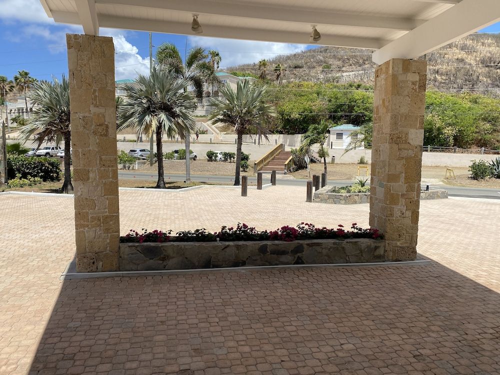 Oceans at Divi Carina Bay 3