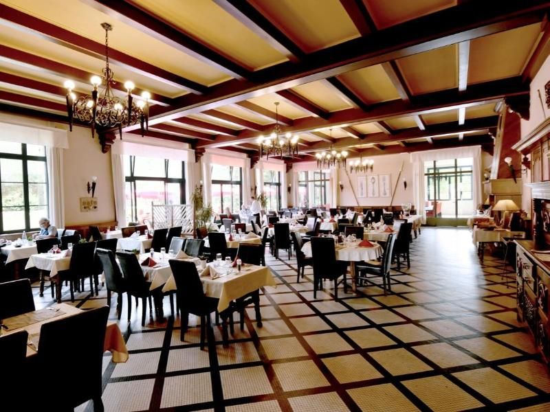 Logis Hotel du Chateau 2