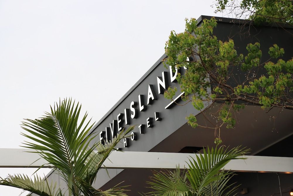 Five Islands Hotel -1 estrelas em Cringila