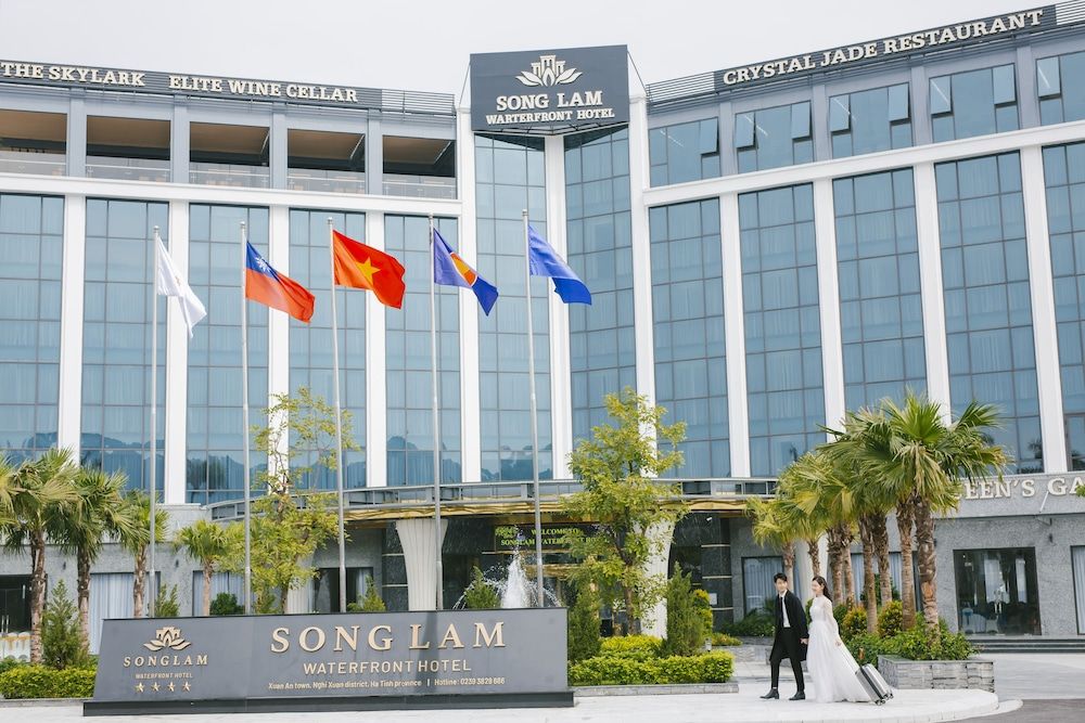 Songlam Waterfront Hotel 4 estrelas em Hà Tĩnh