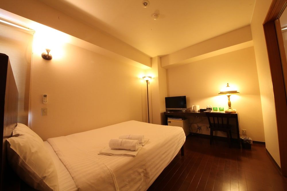 Van CortLandt Hotel 3