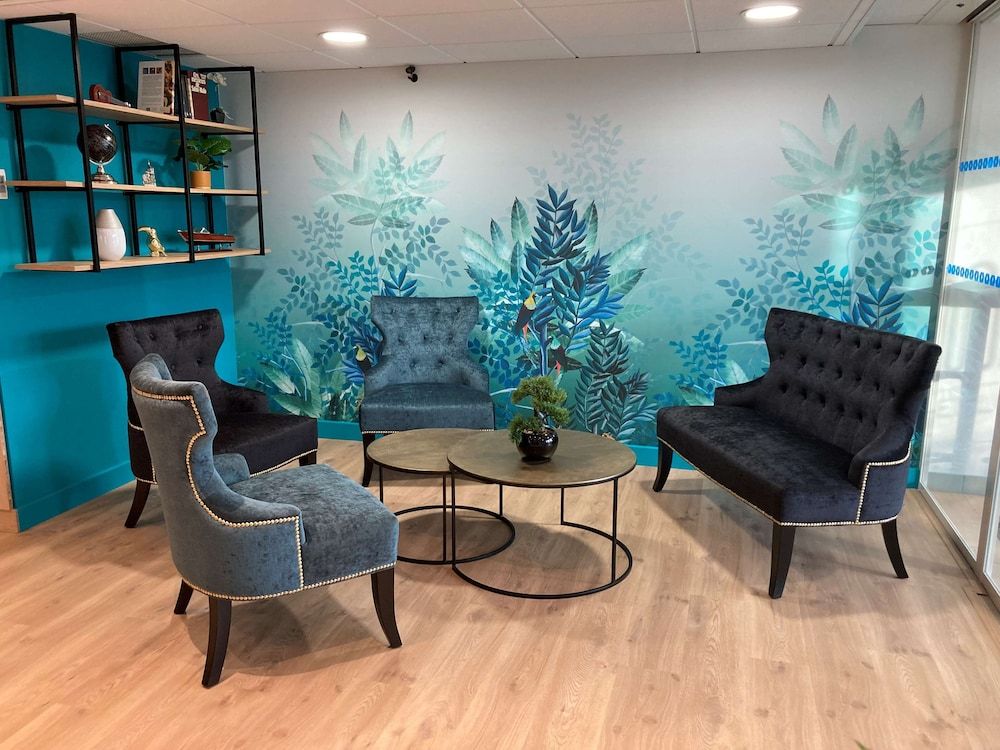 Kyriad Dol de Bretagne 2