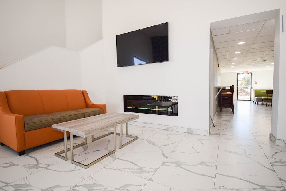 Quality Inn suites Sulphur Springs 2