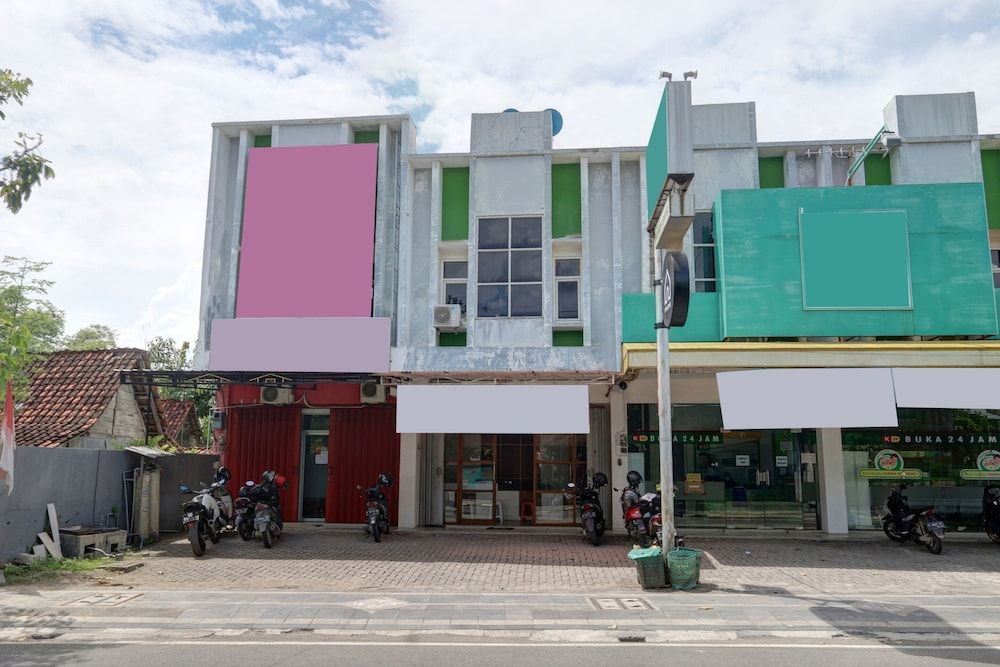 OYO 90811 Myhome -1 estrelas em Kamolan