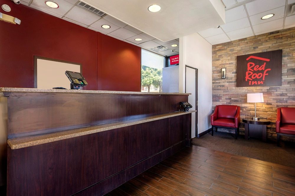 Red Roof Inn Atlanta - Suwanee/ Mall of Georgia 2