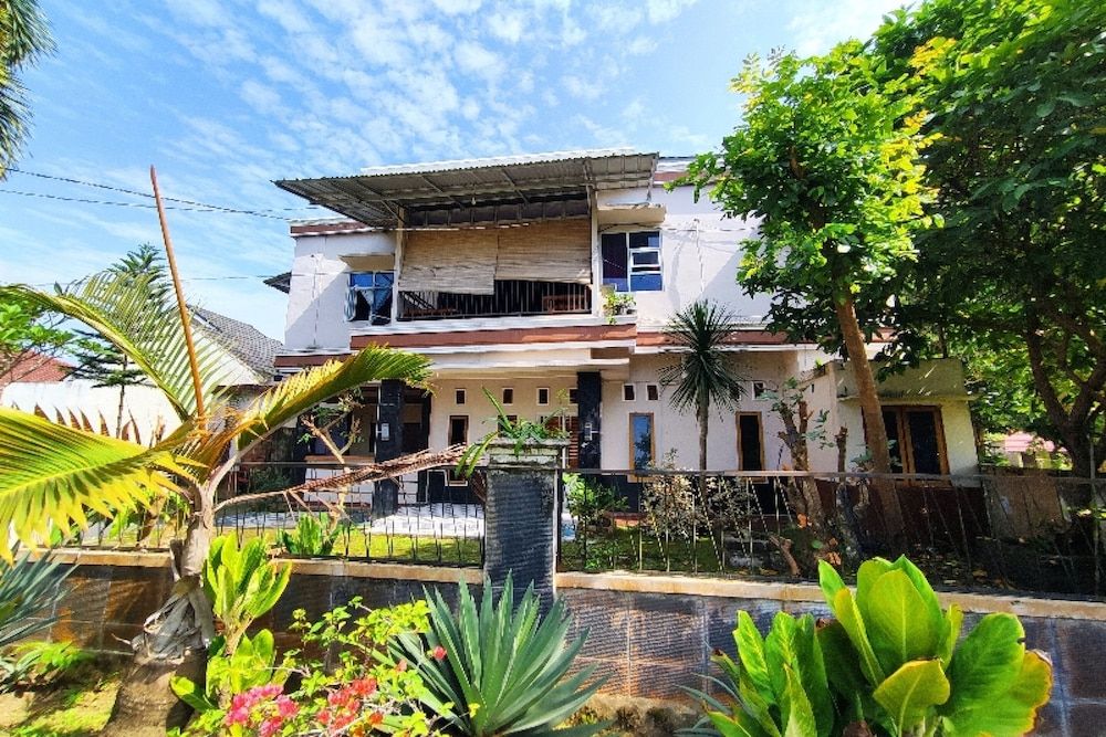 OYO 90633 Graha Dirham Homestay 2 étoiles à Sekayu