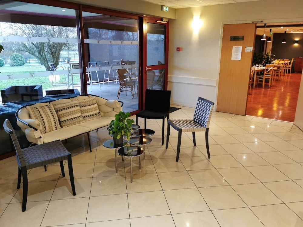 Ambotel La Tourmaline 2