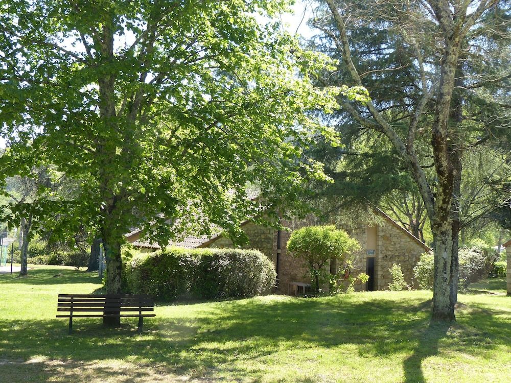 Terres de France - Domaine des Vans 3 estrellas en Chambonas