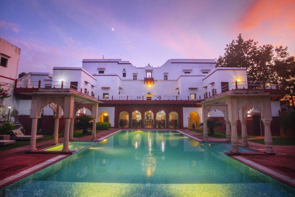Amritara Chandra Mahal Haveli 4 estrellas en Bharatpur