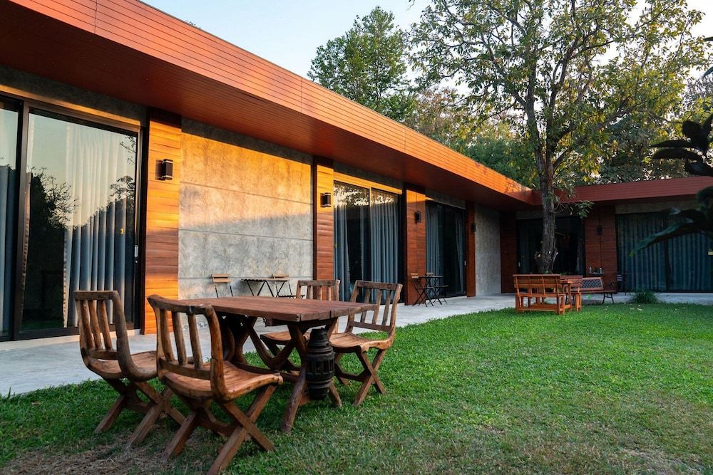 Bhupimarn Garden House by ZUZU 3 estrelas em Ban Mae Aep Nok