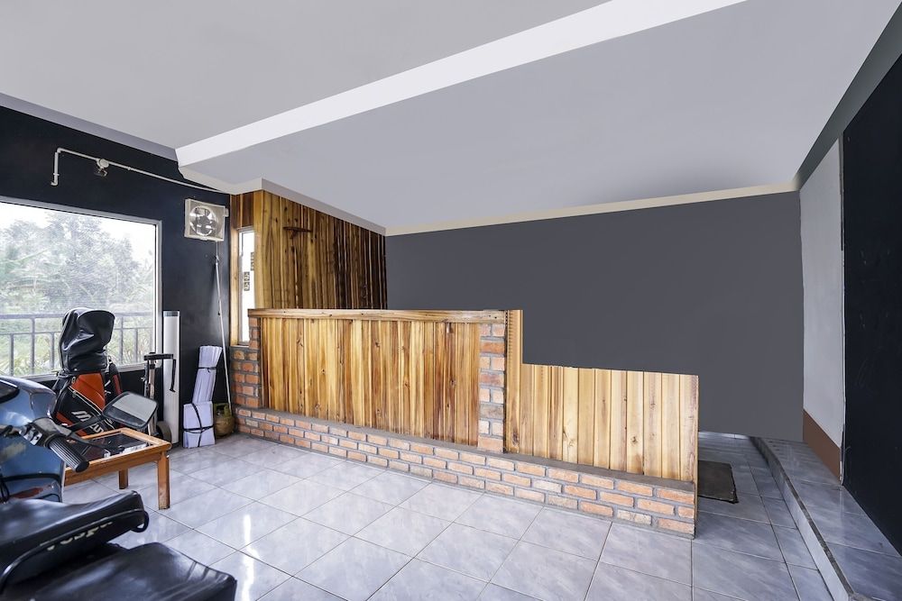 OYO 91027 Note Hotel Syariah 3