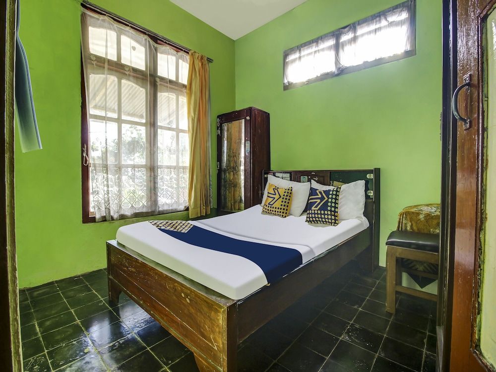 OYO Homes 91155 Desa Wisata Selamanik Ciamis 2 stelle a Buniseuri