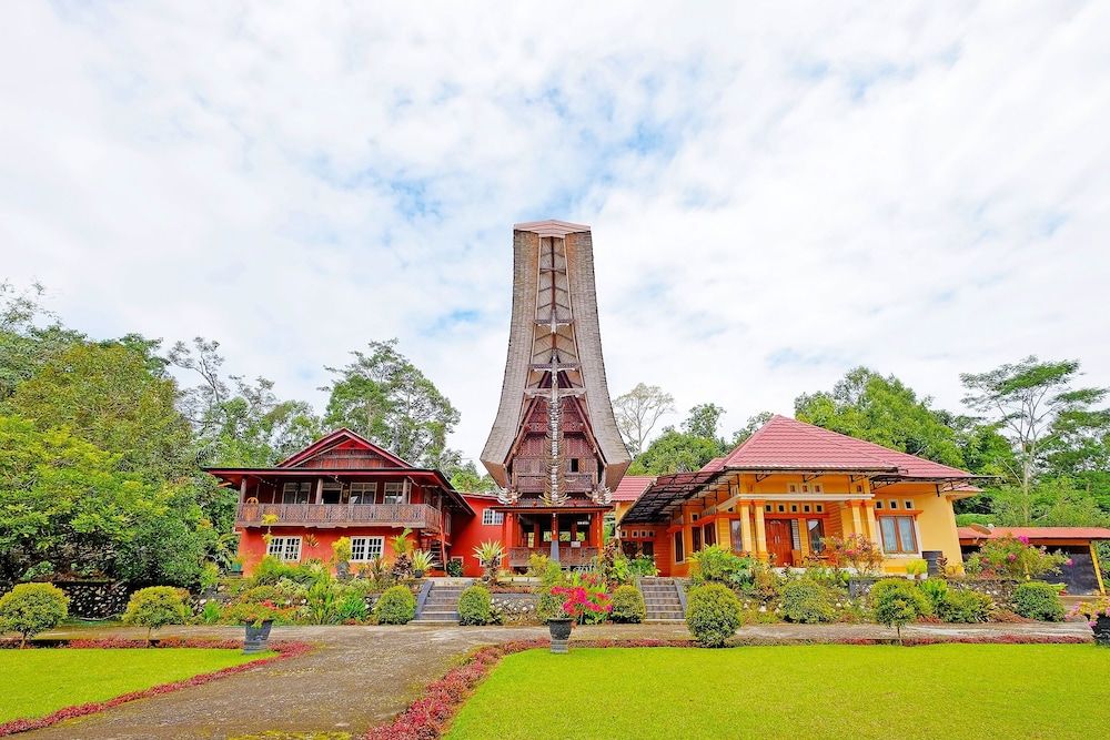 Hotel O Tatto Bara Homestay Near Tongkonan Payung Pangden 2 estrelas em Madandan