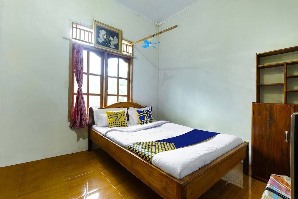 OYO Homes 91154 Desa Wisata Wayang Manyaran Wonogi 2 étoiles à Wonogiri