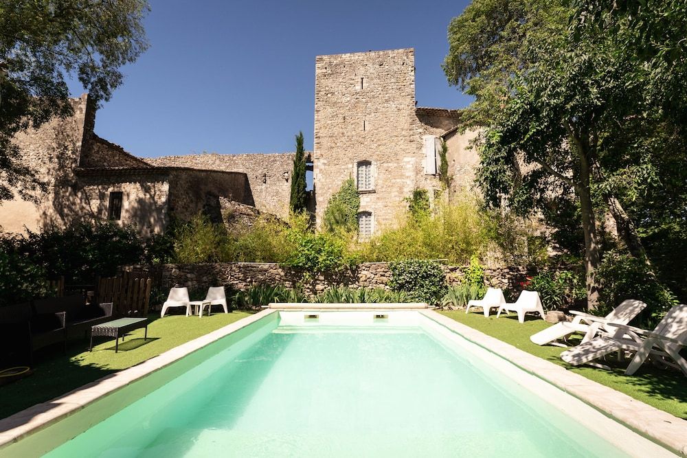 Prieuré d'orniols -1 estrelas em Goudargues