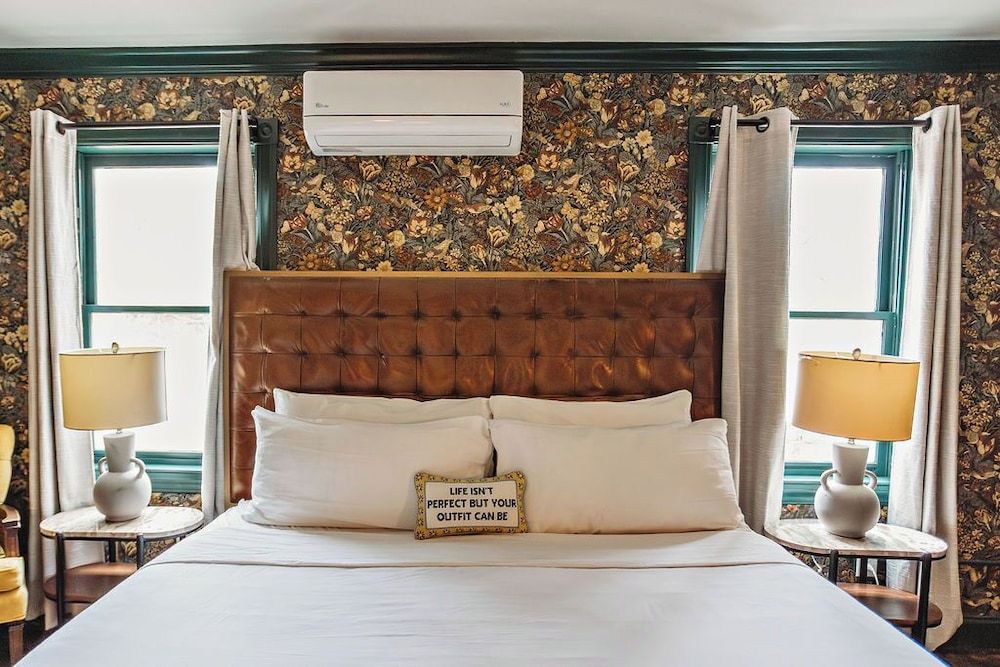 Hideaway Inn Lenox 3