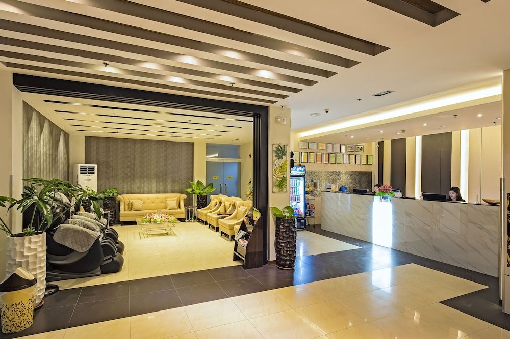 Eighty Eight Hotel 2