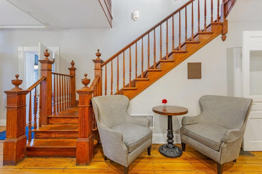 The Colonial Inn-Hillsborough 3