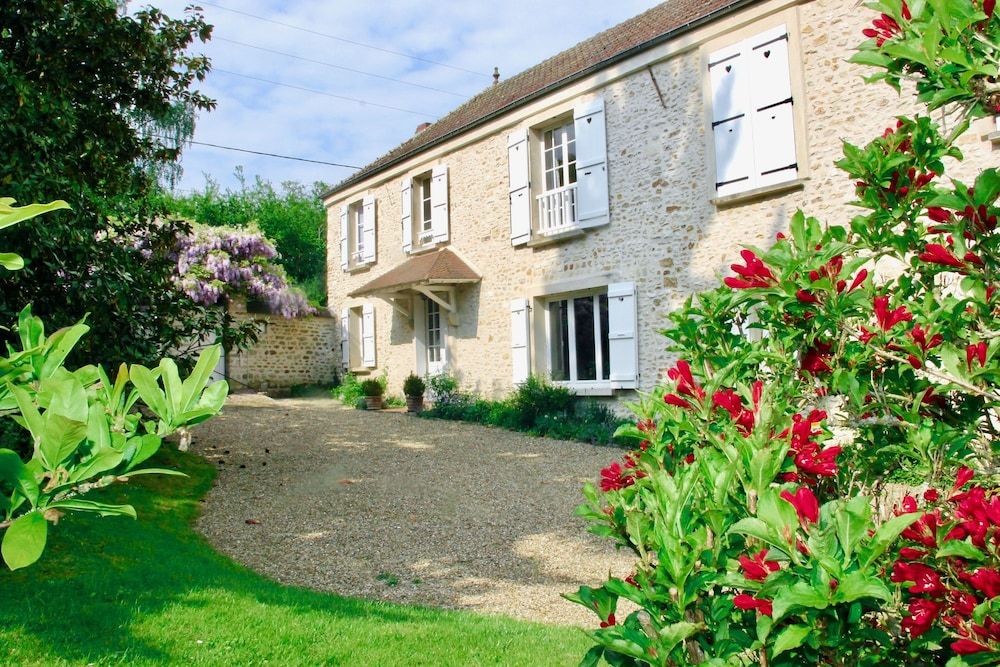 Glycines Country Guesthouse -1 estrelas em Goupillières