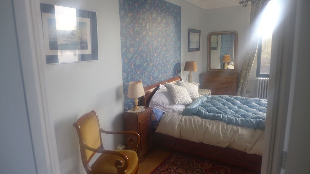 Ygeia -1 estrelas em Flaujagues